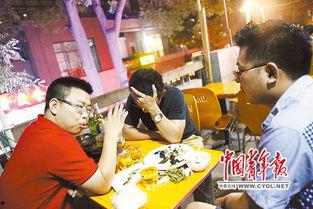 娱乐吃瓜酱咖啡馆,品味休闲时光，畅享八卦盛宴