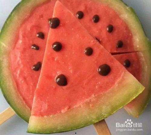 娱乐吃瓜配音怎么制作,轻松制作趣味横生的配音作品