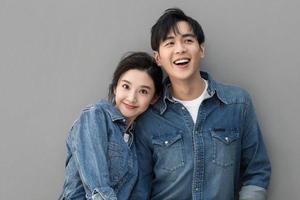 年末娱乐圈吃瓜,明星秘闻、恋情曝光，年度精彩瞬间回顾