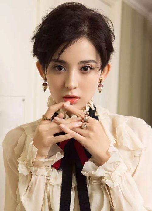 娱乐吃瓜姐娜扎