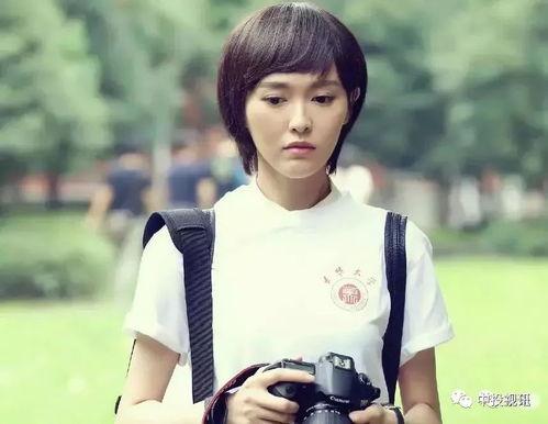 小哇吃瓜娱乐博主,揭秘娱乐圈幕后故事，带你领略明星真实一面